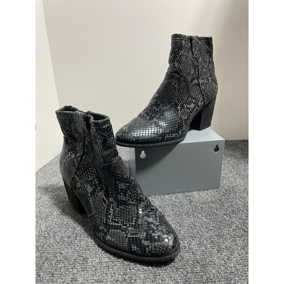 Carlos Santana Women's Sz 8.5 Black Snake Skin Bootie Zip - Picture 1 of 13